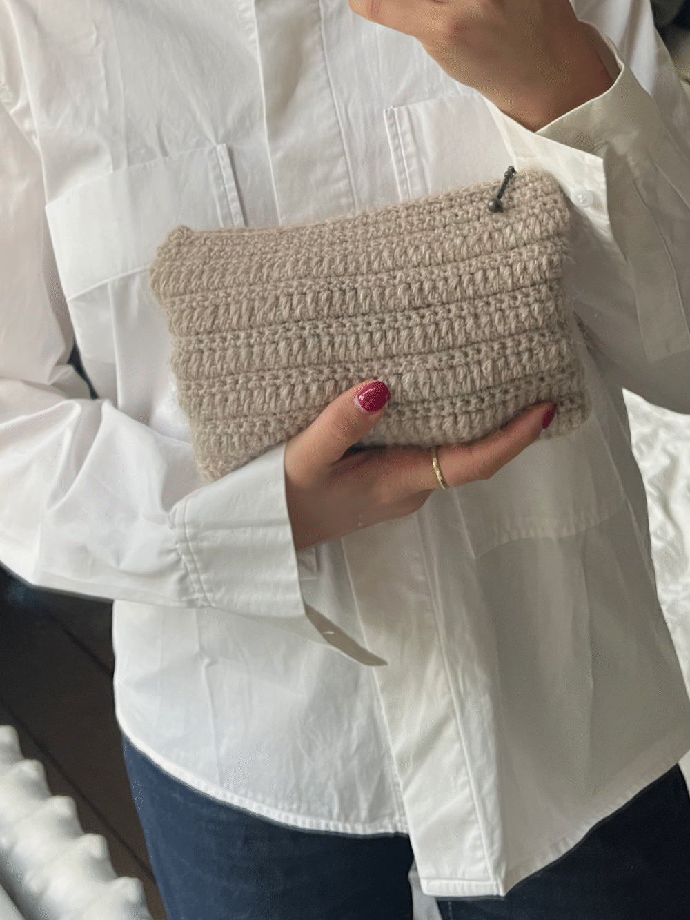 Cone Clutch Crochet Pattern - Image 2